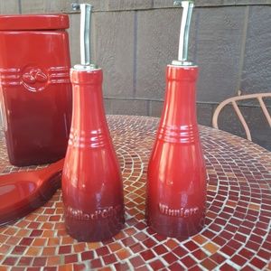 Le Creuset Oil and Vinegar